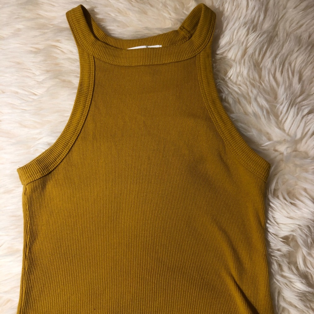 crop top